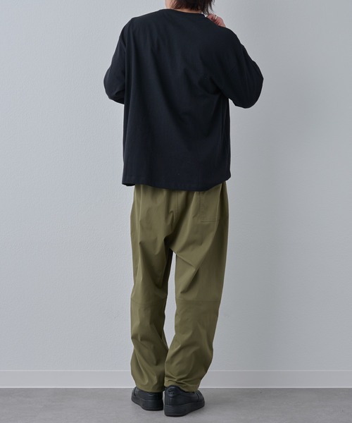 COLONY 2139（コロニートゥーワンスリーナイン）の「水彩画プリント長袖T（Tシャツ/カットソー・メンズ・ブラック/ホワイト・MEDIUM/LARGE）」の19枚目の写真