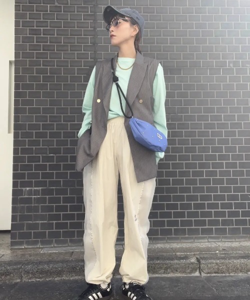 ROSE BUD(ローズバッド)の「スリーブレスジャケット(ベスト・レディース・グレー/ベージュ・ONE SIZE)」の14枚目の写真