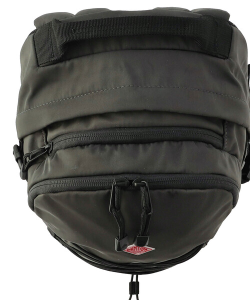 DANTON（ダントン）の「POLYESTER TWILL BACKPACK〈GAVARNIE 22〉（バックパック/リュック・レディース・ブラック/オリーブ/ブルー/アイボリー・-）」の11枚目の写真