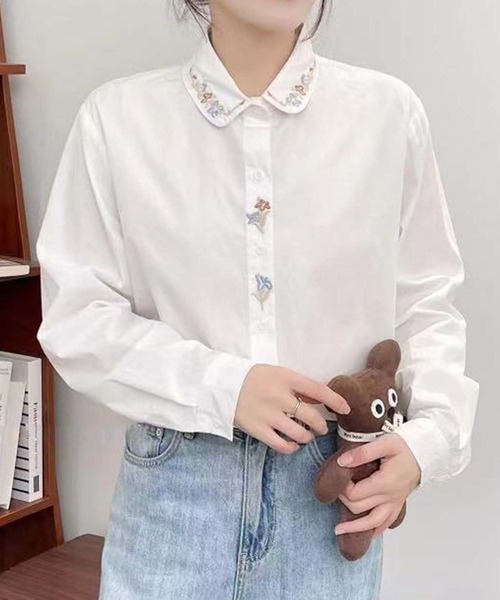 aimoha(アイモハ)の「刺繍入り襟デザインシャツ(シャツ/ブラウス・レディース・ホワイト系その他6/ホワイト系その他5/ホワイト系その他4/ホワイト系その他2/ホワイト系その他3/ホワイト系その他/ホワイト・FREE)」の16枚目の写真