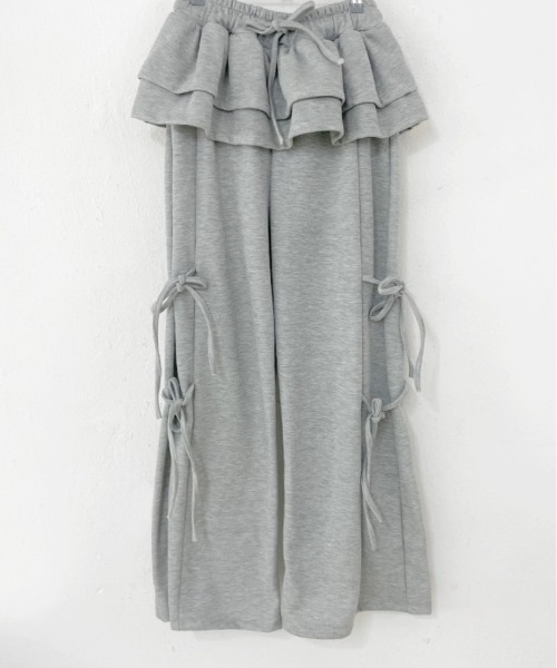 lilful（リルフル）の「サイドリボン ウエストフリル フェイクレイヤード ワイドスウェットパンツ（スウェットパンツ・レディース・グレー/アイボリー/ブラック/ブラウン/チャコール・F）」の17枚目の写真