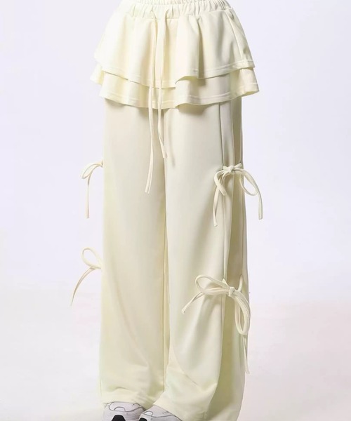 lilful（リルフル）の「サイドリボン ウエストフリル フェイクレイヤード ワイドスウェットパンツ（スウェットパンツ・レディース・グレー/アイボリー/ブラック/ブラウン/チャコール・F）」の7枚目の写真
