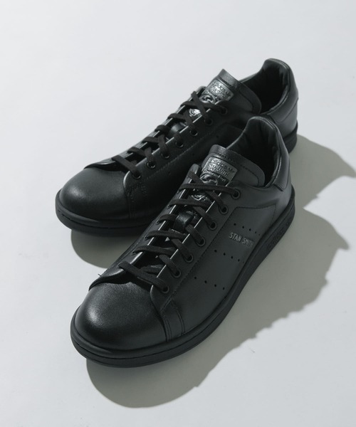 adidas(アディダス)の「adidas STAN SMITH LUX(スニーカー・メンズ・ブラック・26/26.5/27/28/27.5)」の1枚目の写真
