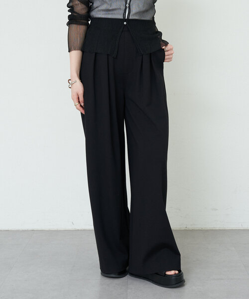 SHENERY（シーナリー）の「《WEB限定》《スタイルアップ効果抜群！》タックワイドパンツ（その他パンツ・レディース・ブラック/チャコールグレー/ライトグレー・38/34/36）」の13枚目の写真