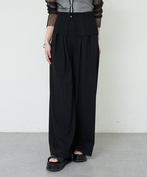 SHENERY（シーナリー）の「《WEB限定》《スタイルアップ効果抜群！》タックワイドパンツ（その他パンツ・レディース・ブラック/チャコールグレー/ライトグレー・38/34/36）」の14枚目の写真
