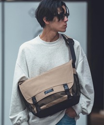KiU/キウ PC GADGET SHOULDER BAG