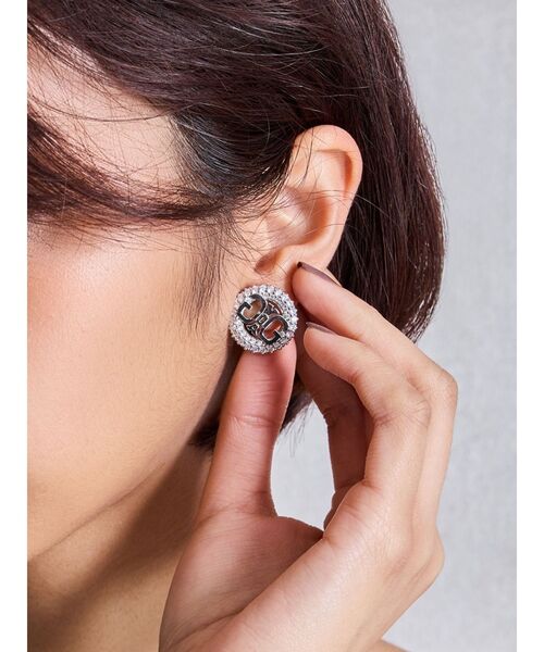 GYDA（ジェイダ）の「JEYSUSサークルラインストーンSymmetryGYDAピアス（ピアス（両耳用）・レディース・ゴールド/シルバー・FREE）」の3枚目の写真