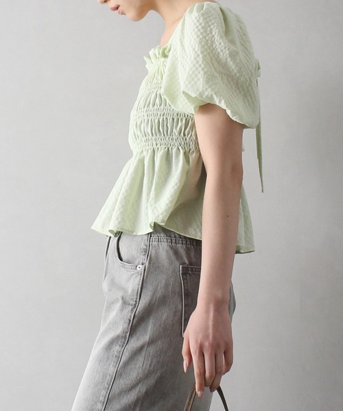 SpRay（スプレイ）の「シャ－リングスクエアネックトップス（シャツ/ブラウス・レディース・アイボリー/ブラック/ブルー/ホワイト/グリーン・FREE）」の12枚目の写真