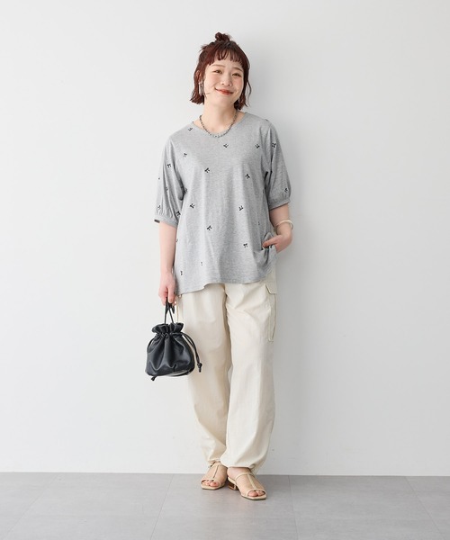 anyfee(エニフィー)の「【anyfee/プラスサイズ】リボン刺繍Tシャツ(Tシャツ/カットソー・レディース・オフホワイト/杢グレー/チャコール・4L/5L/LL/3L)」の22枚目の写真