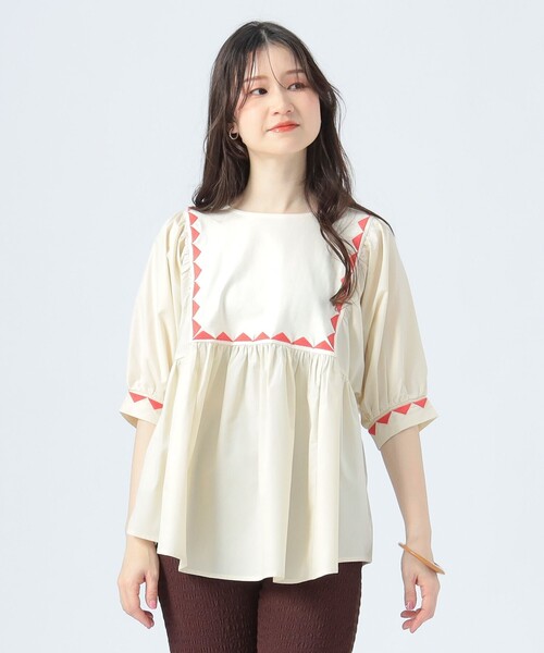 BEAMS HEART(ビームスハート)の「ギザ刺繍 異素材 Tシャツ(Tシャツ/カットソー・レディース・グリーン/ブラック/ホワイト系その他5・FREE)」の2枚目の写真