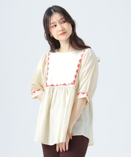 BEAMS HEART(ビームスハート)の「ギザ刺繍 異素材 Tシャツ(Tシャツ/カットソー・レディース・グリーン/ブラック/ホワイト系その他5・FREE)」の14枚目の写真