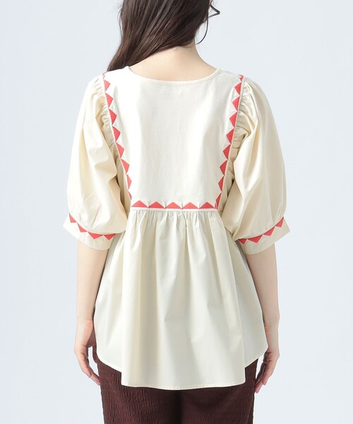 BEAMS HEART(ビームスハート)の「ギザ刺繍 異素材 Tシャツ(Tシャツ/カットソー・レディース・グリーン/ブラック/ホワイト系その他5・FREE)」の18枚目の写真