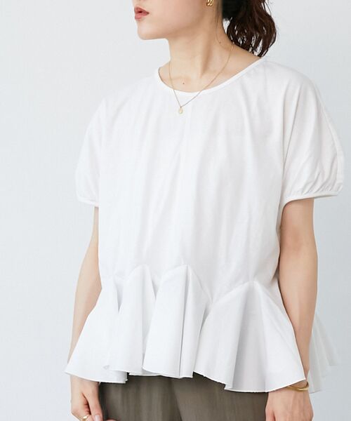 le.coeur blanc(ルクールブラン)の「TORRAZZO DONNA裾フレアートップス(Tシャツ/カットソー・レディース・ホワイト/ブラック・38)」の2枚目の写真
