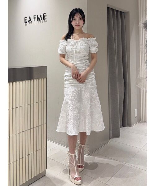 EATME(イートミー)の「オフショルシャーリングワンピース(ワンピース・レディース・オフホワイト/グリーン/イエロー・MEDIUM/SMALL)」の7枚目の写真