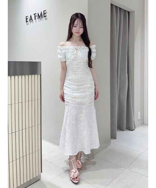 EATME(イートミー)の「オフショルシャーリングワンピース(ワンピース・レディース・オフホワイト/グリーン/イエロー・MEDIUM/SMALL)」の17枚目の写真