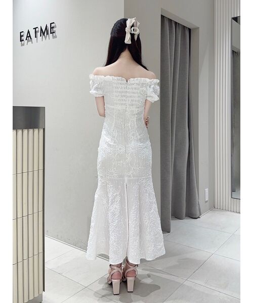 EATME(イートミー)の「オフショルシャーリングワンピース(ワンピース・レディース・オフホワイト/グリーン/イエロー・MEDIUM/SMALL)」の20枚目の写真
