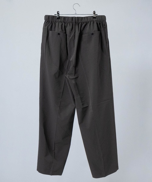 JOHN'S CLOSET（ジョンズクローゼット）の「【3】ポリサッカー 2WAYストレッチ リラックスフィット クライミングパンツ 【セットアップ展開】（チノパンツ・メンズ・ブラウン/グレー/ブラック・MEDIUM/LARGE/X-LARGE）」の12枚目の写真