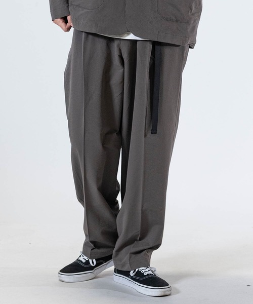 JOHN'S CLOSET（ジョンズクローゼット）の「【3】ポリサッカー 2WAYストレッチ リラックスフィット クライミングパンツ 【セットアップ展開】（チノパンツ・メンズ・ブラウン/グレー/ブラック・MEDIUM/LARGE/X-LARGE）」の21枚目の写真