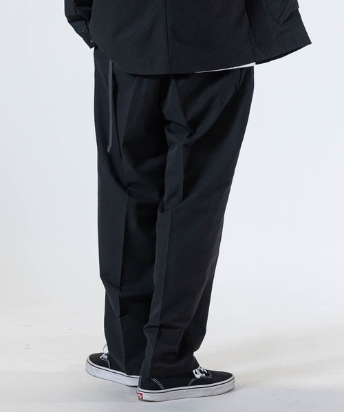 JOHN'S CLOSET（ジョンズクローゼット）の「【3】ポリサッカー 2WAYストレッチ リラックスフィット クライミングパンツ 【セットアップ展開】（チノパンツ・メンズ・ブラウン/グレー/ブラック・MEDIUM/LARGE/X-LARGE）」の8枚目の写真