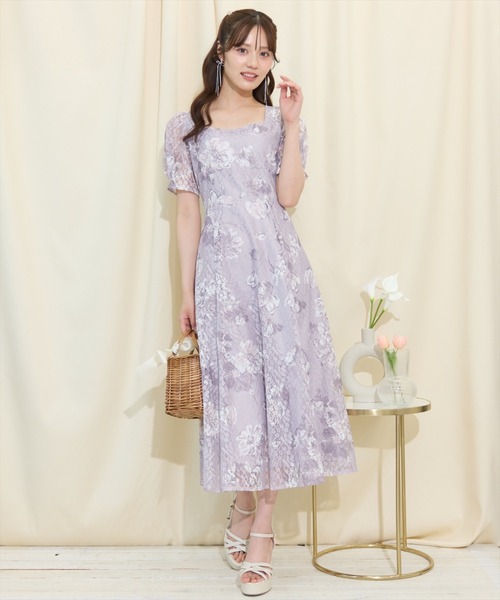 美品です！フリンジフラワーレースAラインワンピース ニュアンスフラワーレースプリントワンピース（ワンピース
