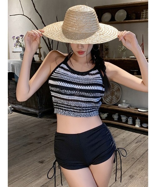 Ritzy(リッツィー)の「ボーダー ホルターネック ハイウエストビキニ 3点セット水着(水着・レディース・ブラック・M/L)」の11枚目の写真