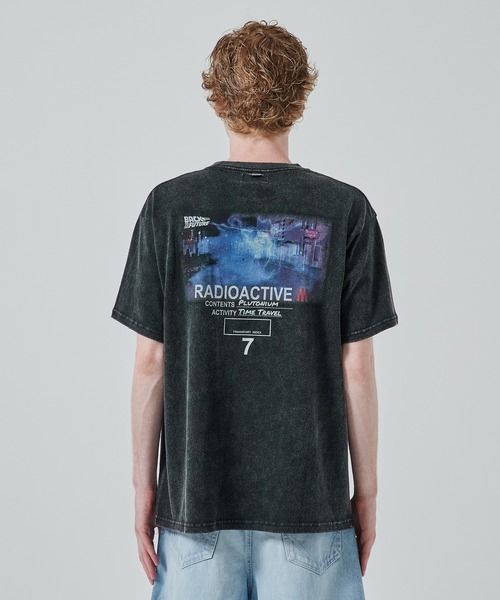 FACCIES（ファチーズ）の「【FACCIES】別注 FACCIES BACK TO THE FUTURE TEE 1（Tシャツ/カットソー・メンズ・ブラック・1/2）」の6枚目の写真