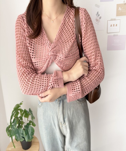 トップス NATSU セール】トレンドライクな抜け感、ねじりディテールが映える