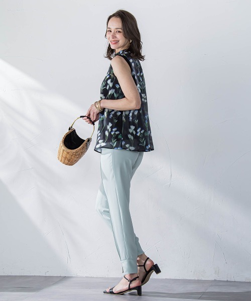 Viaggio Blu（ビアッジョブルー）の「接触冷感2WAYストレッチジョガーパンツ≪洗濯機で洗える≫（その他パンツ・レディース・ブラック/グリーン・S/M/L）」の20枚目の写真