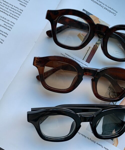 DouDou（ドゥドゥ）の「太フレームサングラス＋ケースセット（サングラス・レディース・ブラウン/ダークブラウン/ブラック・FREE）」の11枚目の写真