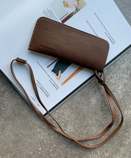 DouDou（ドゥドゥ）の「太フレームサングラス＋ケースセット（サングラス・レディース・ブラウン/ダークブラウン/ブラック・FREE）」の12枚目の写真