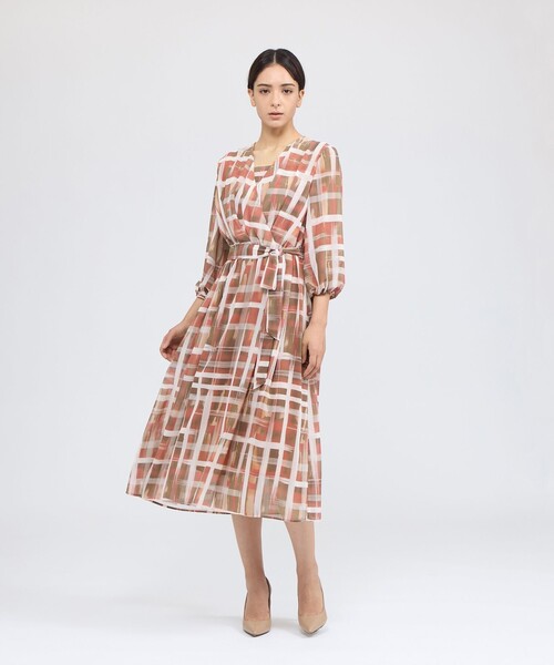 EPOCA(エポカ)の「ジオメトリックプリント カシュクールワンピース(ワンピース・レディース・ピンク系その他2/ブラック・40/38)」の5枚目の写真
