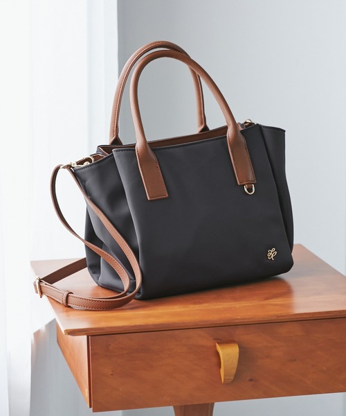 ROPE' PICNIC(ロペピクニック)の「【撥水加工・2WAY】ナイロンコンビミドルトートバッグ(トートバッグ・レディース・ベージュ/ブルー系その他/チャコールグレー・FREE)」の2枚目の写真