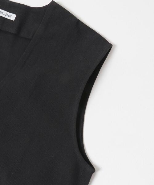 FORK&SPOON（フォークアンドスプーン）の「FORK&SPOON　ジャガードUネックベスト（ベスト・レディース・カーキ/ブラック/アイボリー・1）」の19枚目の写真