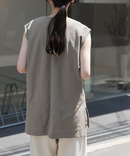 FORK&SPOON（フォークアンドスプーン）の「FORK&SPOON　ジャガードUネックベスト（ベスト・レディース・カーキ/ブラック/アイボリー・1）」の15枚目の写真