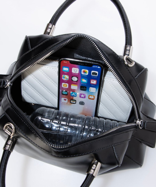 cache cache(カシュ カシュ)の「カシュカシュ cachecache / マット素材2wayボストン(ハンドバッグ・レディース・ベージュ系その他/イエロー/ブラック・FREE)」の16枚目の写真