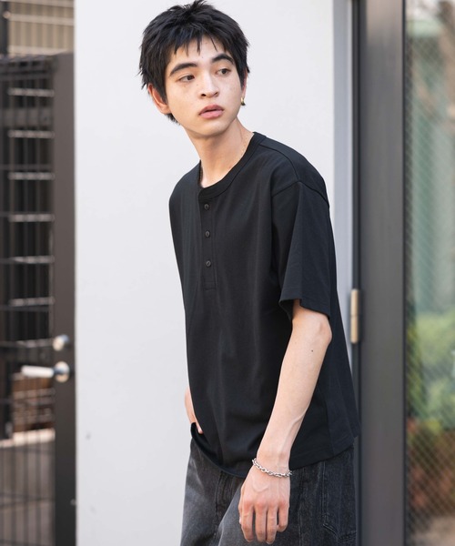 WEGO(ウィゴー)の「WEGO/リラックスフィットヘンリーネックT(Tシャツ/カットソー・メンズ・ブラック/ホワイト/その他1・LARGE/MEDIUM)」の12枚目の写真