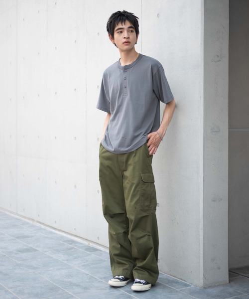 WEGO(ウィゴー)の「WEGO/リラックスフィットヘンリーネックT(Tシャツ/カットソー・メンズ・ブラック/ホワイト/その他1・LARGE/MEDIUM)」の21枚目の写真