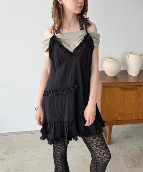 Jewelobe（ジュエローブ）の「ホルター＆ドレープフェイクレイヤードカットソー（Tシャツ/カットソー・レディース・ベージュ/グレー・FREE）」の15枚目の写真