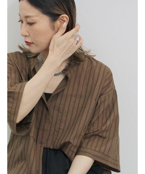 Samansa Mos2 blue(サマンサモスモスブルー)の「◎シアーストライプシャツ(シャツ/ブラウス・レディース・オフホワイト/ブラウン/ベージュ・F)」の3枚目の写真