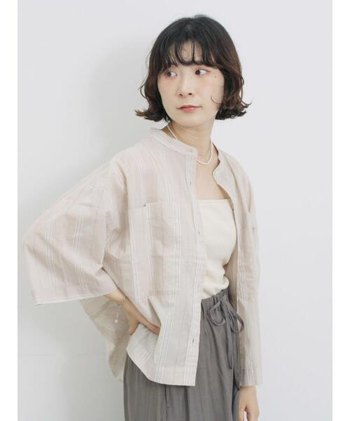 Samansa Mos2 blue(サマンサモスモスブルー)の「◎シアーストライプシャツ(シャツ/ブラウス・レディース・オフホワイト/ブラウン/ベージュ・F)」の6枚目の写真