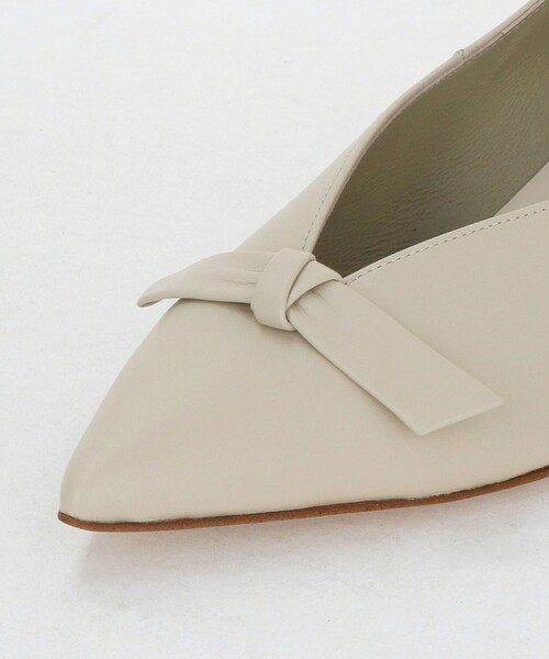 ODETTE E ODILE（オデットエオディール）の「ソフトVリボン パンプス40↓↑（パンプス・レディース・グレー系/ナチュラル/ブラック・22.5cm/24cm/23cm/23.5cm/25cm/22cm/24.5cm）」の20枚目の写真