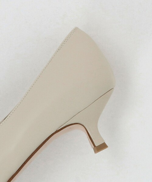 ODETTE E ODILE（オデットエオディール）の「ソフトVリボン パンプス40↓↑（パンプス・レディース・グレー系/ナチュラル/ブラック・22.5cm/24cm/23cm/23.5cm/25cm/22cm/24.5cm）」の21枚目の写真