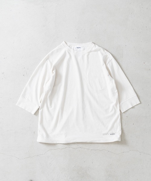 quadro(クオドロ)の「シルキーコットンドライ天竺裏ポケット7分袖クルーネックP/O(Tシャツ/カットソー・メンズ・グレー/ダークブラウン/キナリ・MEDIUM/LARGE)」の15枚目の写真