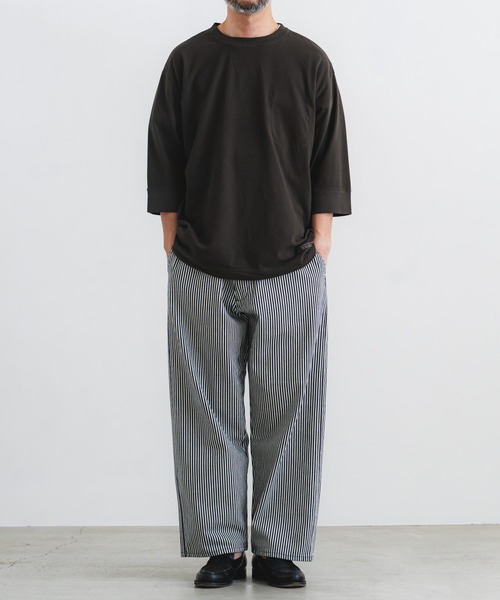 quadro(クオドロ)の「シルキーコットンドライ天竺裏ポケット7分袖クルーネックP/O(Tシャツ/カットソー・メンズ・グレー/ダークブラウン/キナリ・MEDIUM/LARGE)」の6枚目の写真