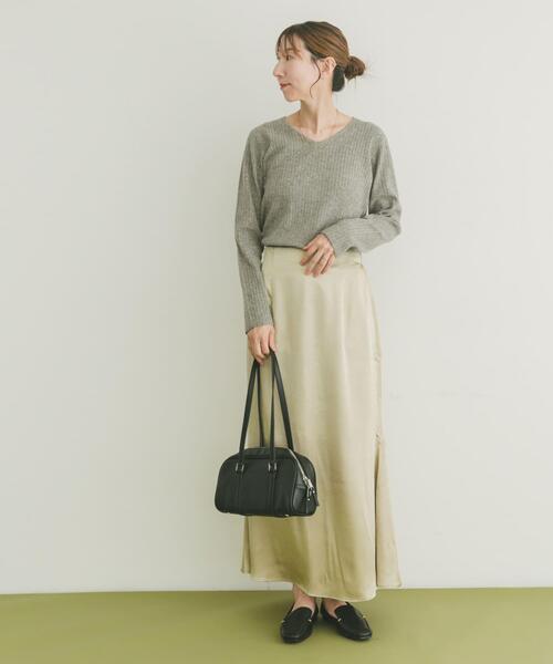 洗濯可』フワフワリブVネックニット（ニット/セーター）｜ITEMS