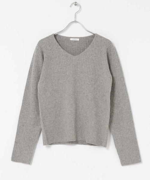 ITEMS URBANRESEARCH(アイテムズ アーバンリサーチ)の「『洗濯可』フワフワリブVネックニット(ニット/セーター・レディース・グレー/ブラック/オレンジ/ホワイト・FREE)」の20枚目の写真