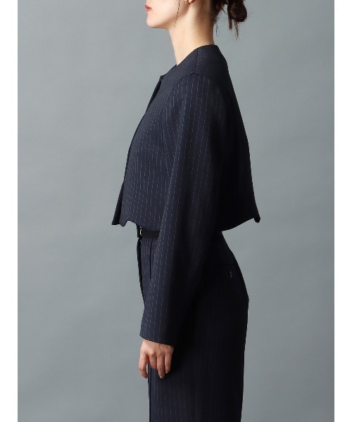 CIS.（シス）の「CIS． ノーカラーブルゾン ウォッシャブル ストレッチ ポリエステルツイル ストライプ（ブルゾン・レディース・ベージュ/ネイビー・36(7号)/38(9号)）」の7枚目の写真