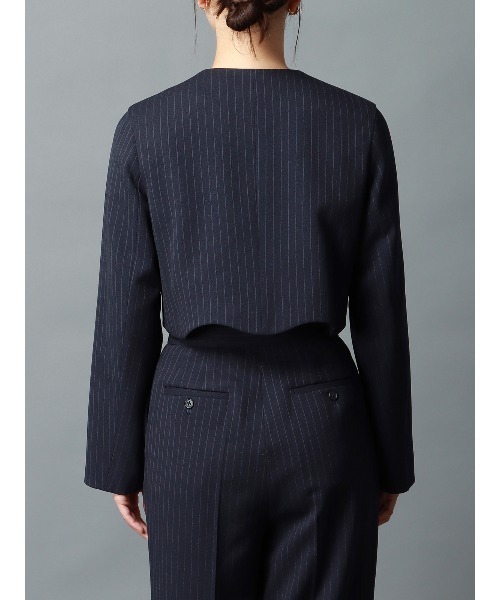 CIS.（シス）の「CIS． ノーカラーブルゾン ウォッシャブル ストレッチ ポリエステルツイル ストライプ（ブルゾン・レディース・ベージュ/ネイビー・36(7号)/38(9号)）」の8枚目の写真