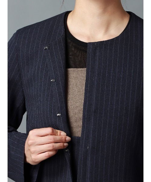 CIS.（シス）の「CIS． ノーカラーブルゾン ウォッシャブル ストレッチ ポリエステルツイル ストライプ（ブルゾン・レディース・ベージュ/ネイビー・36(7号)/38(9号)）」の12枚目の写真