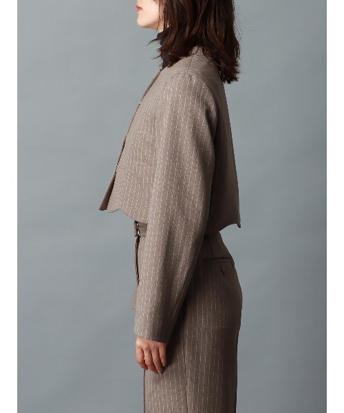 CIS.（シス）の「CIS． ノーカラーブルゾン ウォッシャブル ストレッチ ポリエステルツイル ストライプ（ブルゾン・レディース・ベージュ/ネイビー・36(7号)/38(9号)）」の16枚目の写真